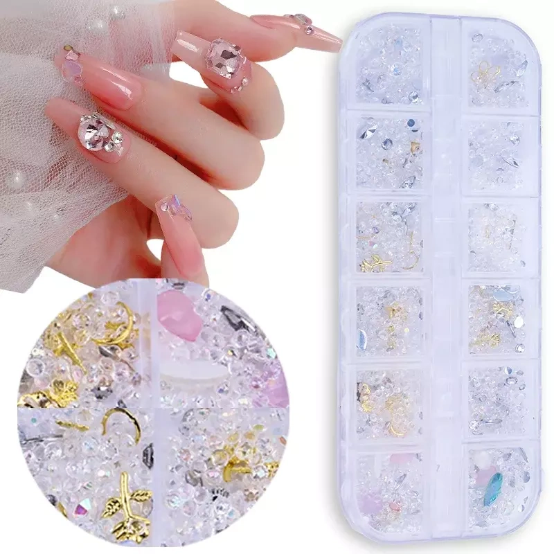 Zestaw ozdób do paznokci mix kryształki, cyrkonie, złote elementy - kasetka