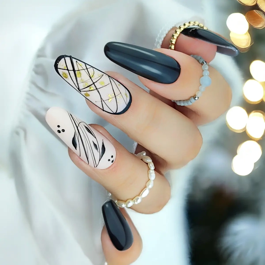 Lakier hybrydowy 7 ml - 325. Heavy Black