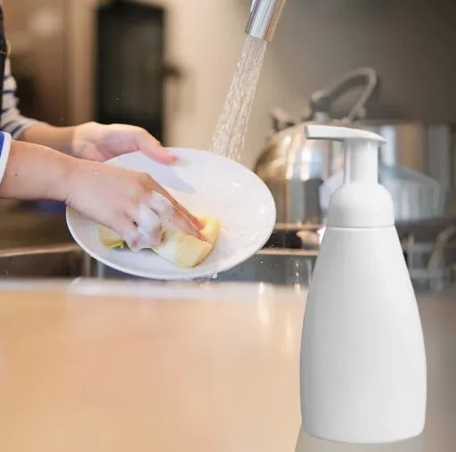 Dozownik spieniający butelka pojemnik do płynów biały 300 ml