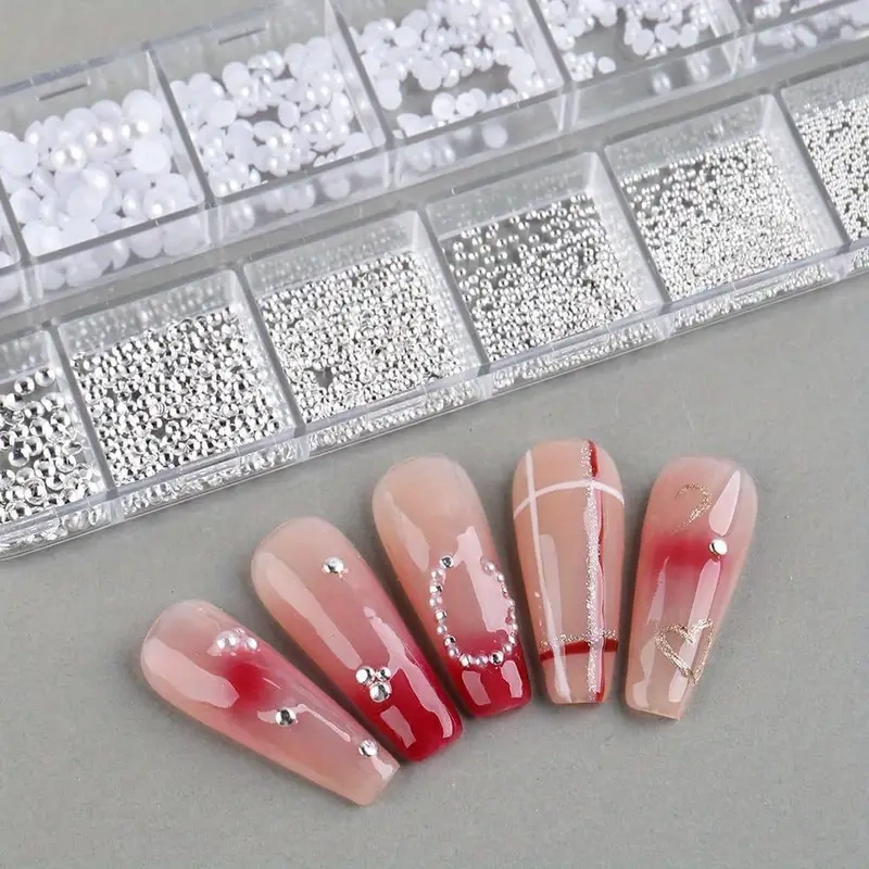 Kasetka ozdoby do paznokci perełki perły białe kawior srebrny mix rozmiarów