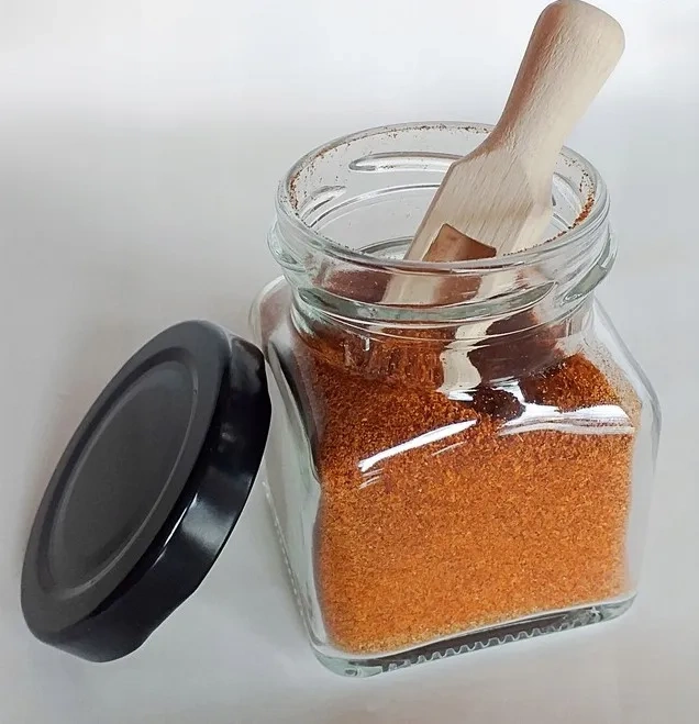 Zestaw 24 pojemników na przyprawy z etykietami