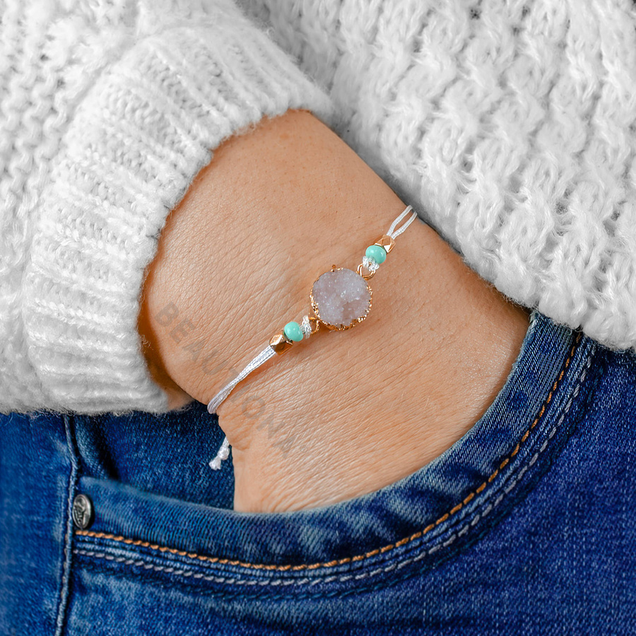 Bransoletka z okrągłym kamieniem biała