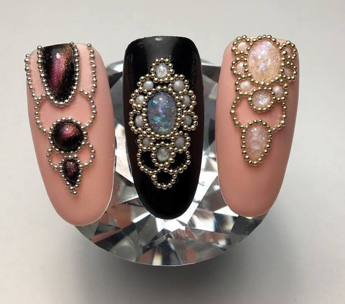 Kawior ozdobny do paznokci mix kolorów