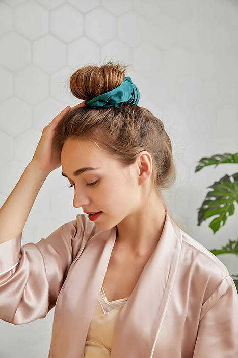 Wałek do loków opaska do koka z gumką do włosów na noc