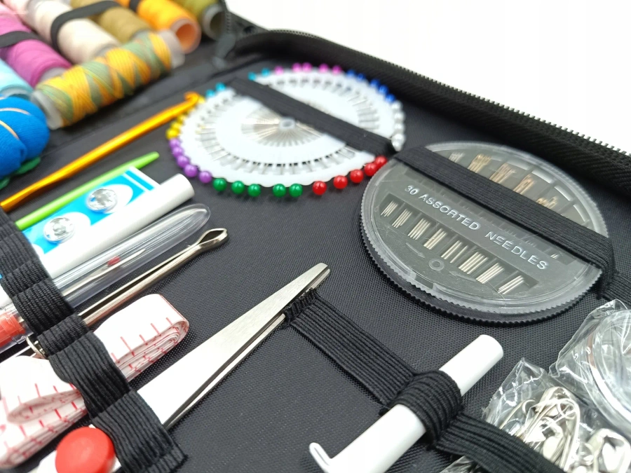 Zestaw do szycia przybornik krawieski 226 elementów