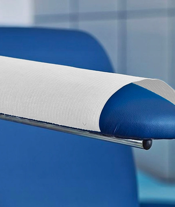 Serwety podfoliowane białe podkłady 33x48 cm 50 sztuk